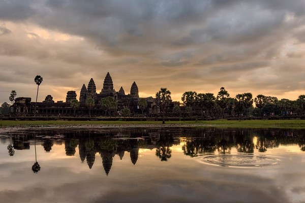 Como é que Angkor foi esquecido?