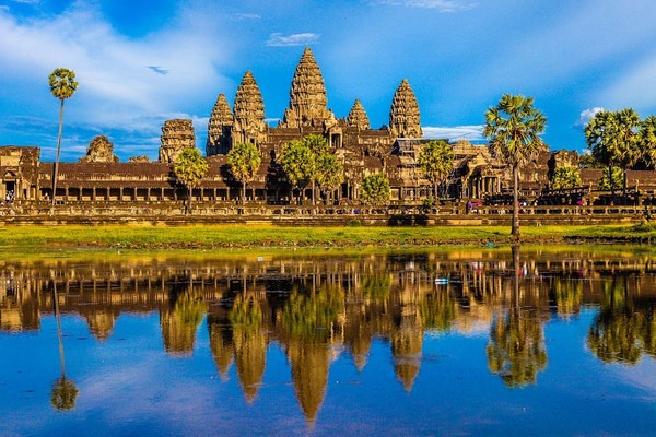 Dia 02: Siem Reap - Angkor Thom - Circuito Pequeno - Angkor Wat - Siem Reap