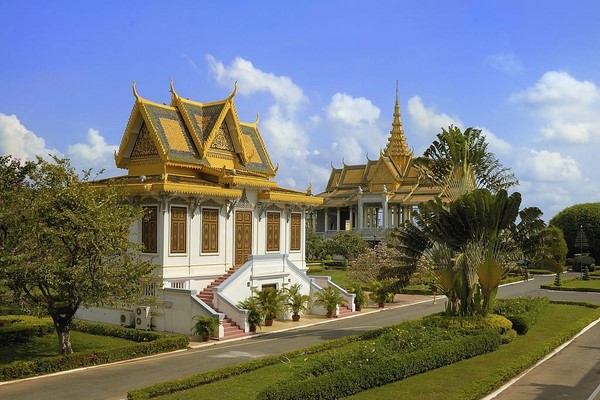 Dia 11: Chau Doc - Phnom Penh 