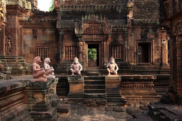 Dia 15: Siem Reap - Banteay Srei - Banteay Samre - Pre Rup - Siem Reap