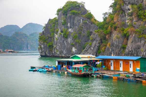 Dia 10: Halong - Hanói - Hue