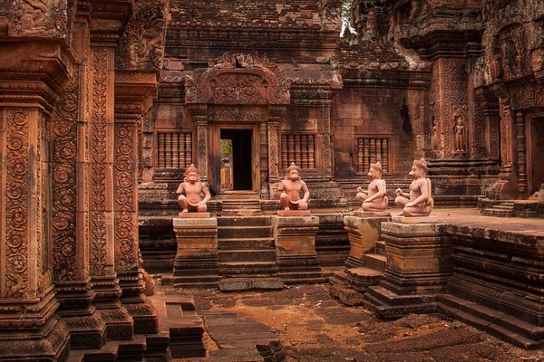 Dia 08: Siem Reap - Banteay Srei - Banteay Samre - Pre Rup - Siem Reap