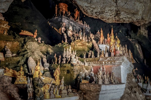 Dia 18: Luang Prabang - Visita pela cidade - Cavernas Pak Ous