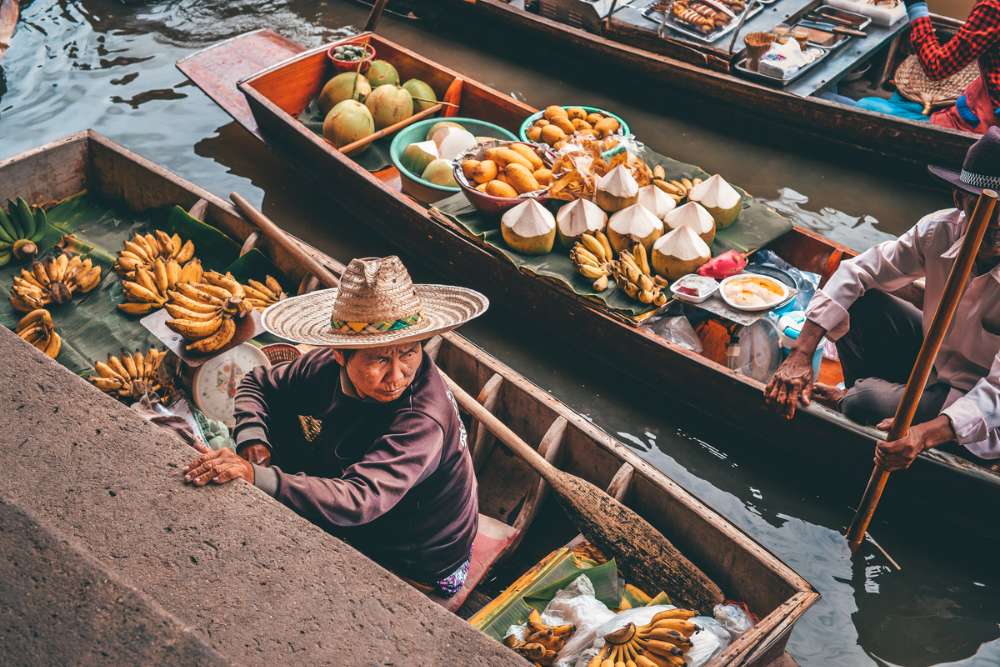 pontos turisticos tailandia mercado flutuante