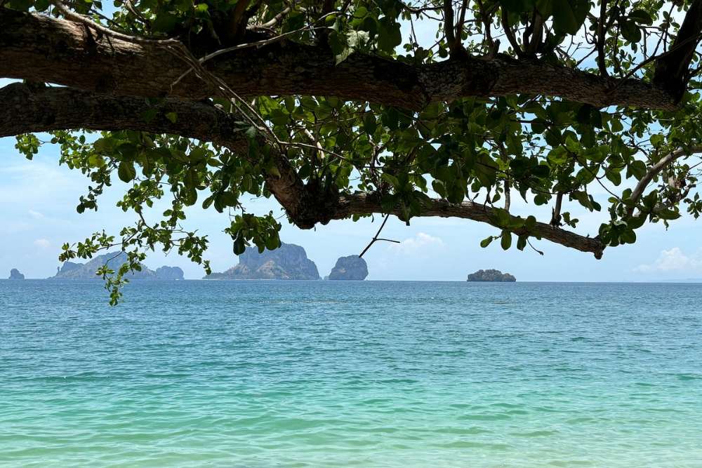 praia railay visao geral